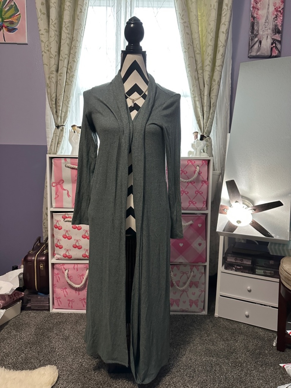 Lisa rinna long cardigan xs w/ side pockets